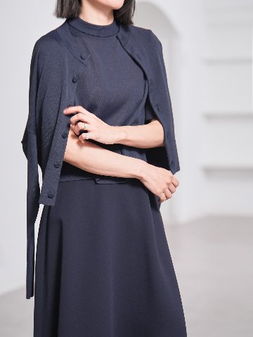 Darcy Sheer Navyの画像