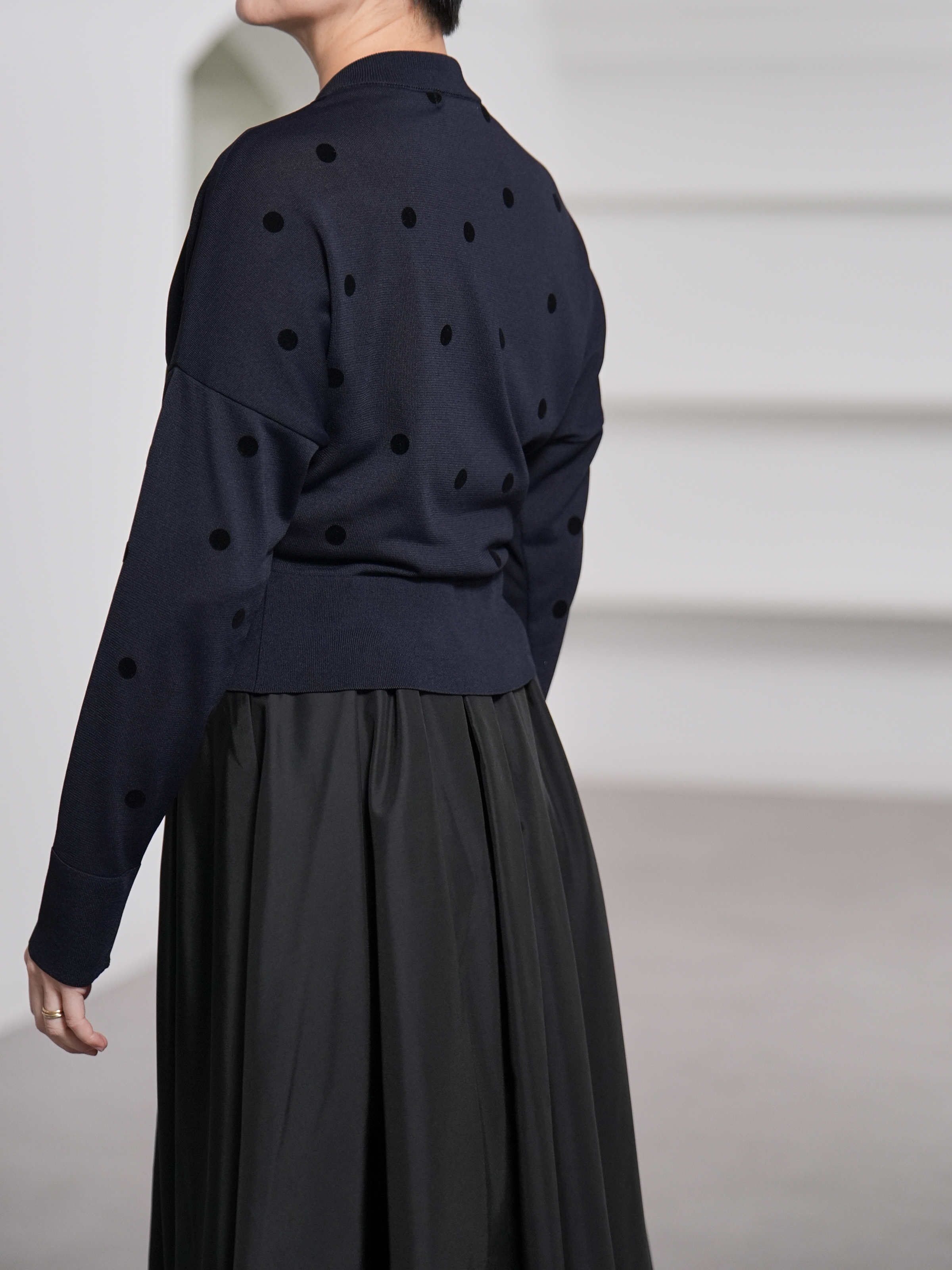 Demi Sheer Dot Navy/Blackの画像