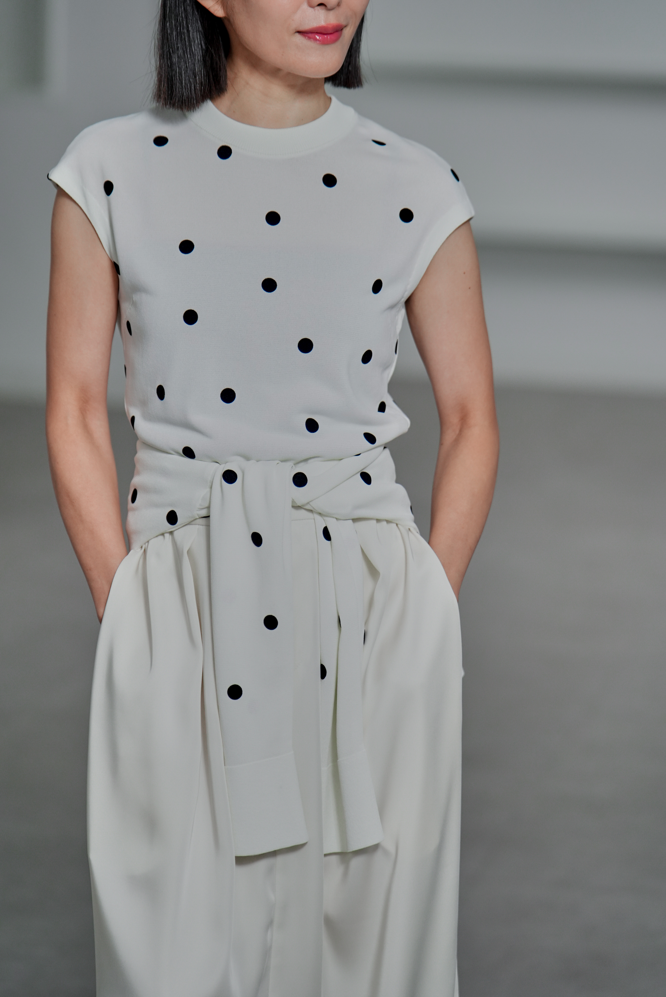 Inez Sheer Dot OffWhite/Black | SHE Tokyo online shop