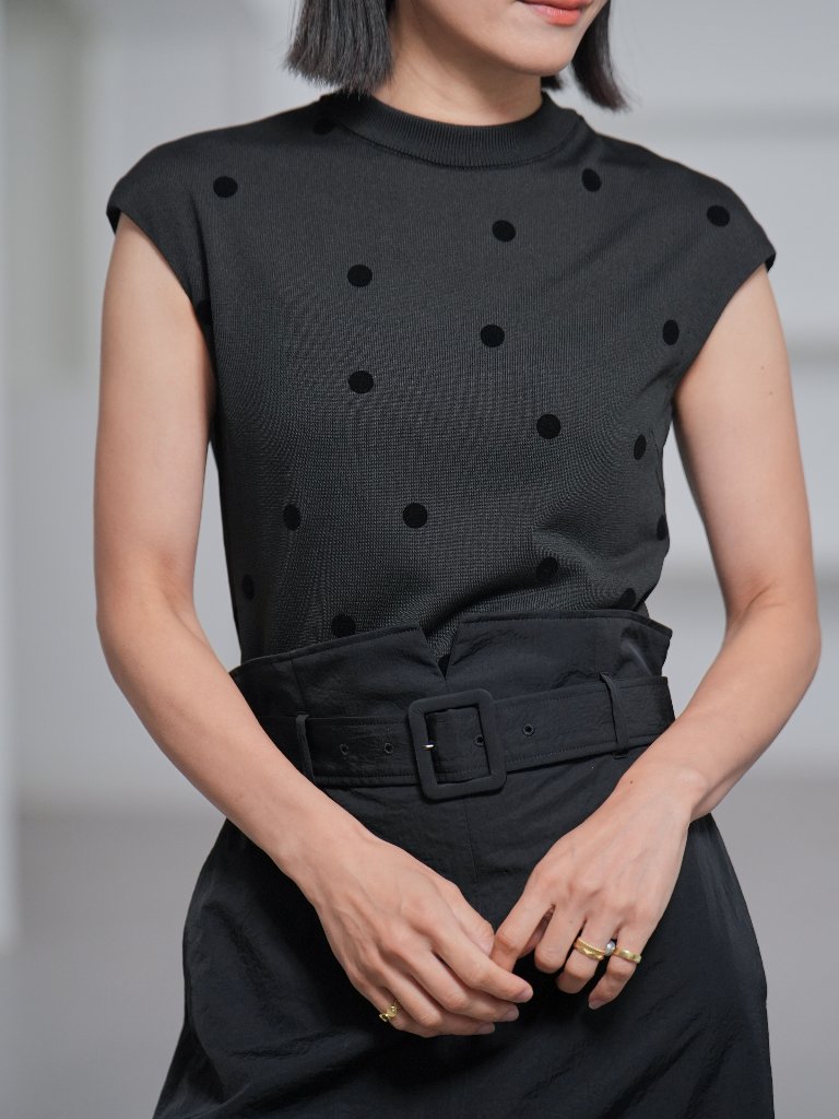 SHE Tokyo Aloma black サイズ0 新品タグ付き すべて｜SHE Tokyo online shop