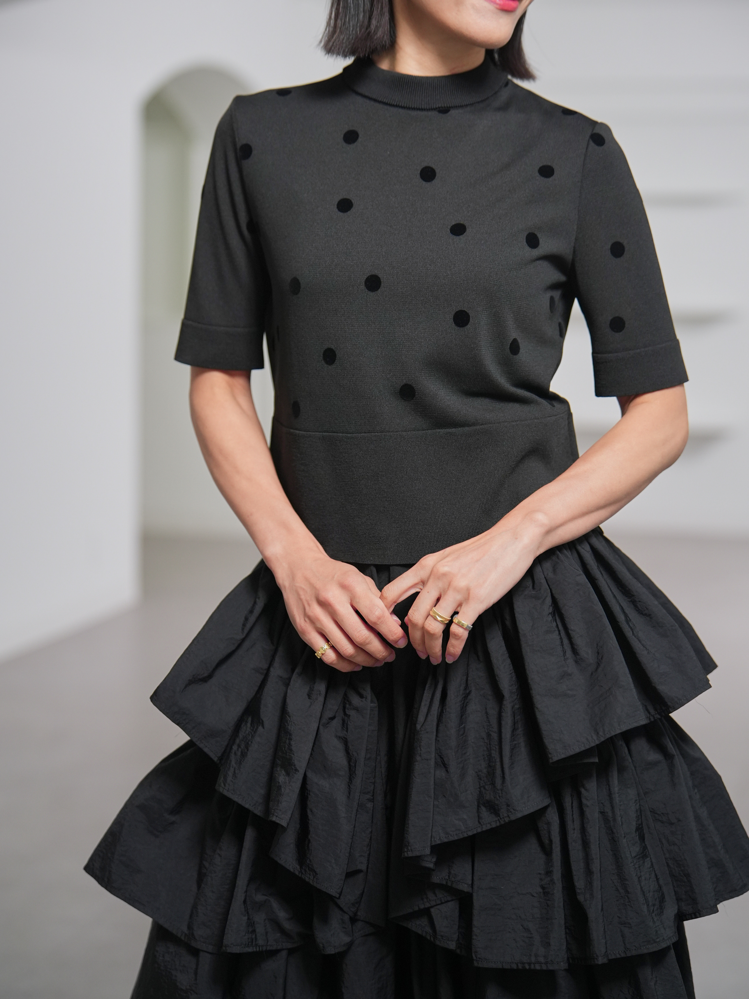 Darcy Sheer Dot Black/Blackの画像