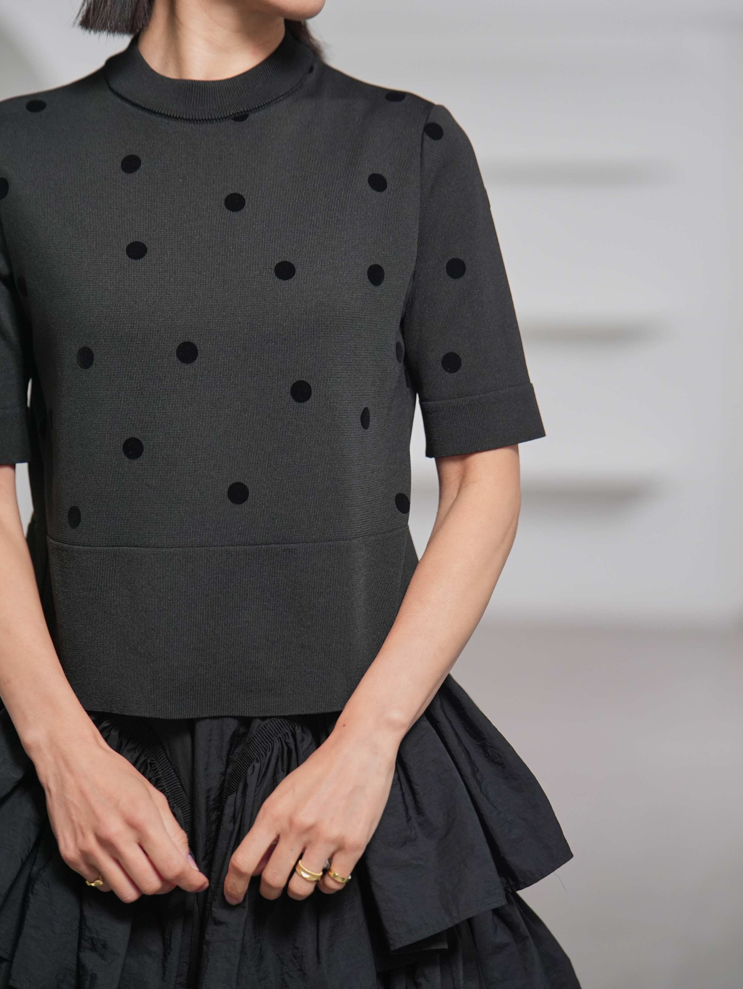 Darcy Sheer Dot Black/Blackの画像
