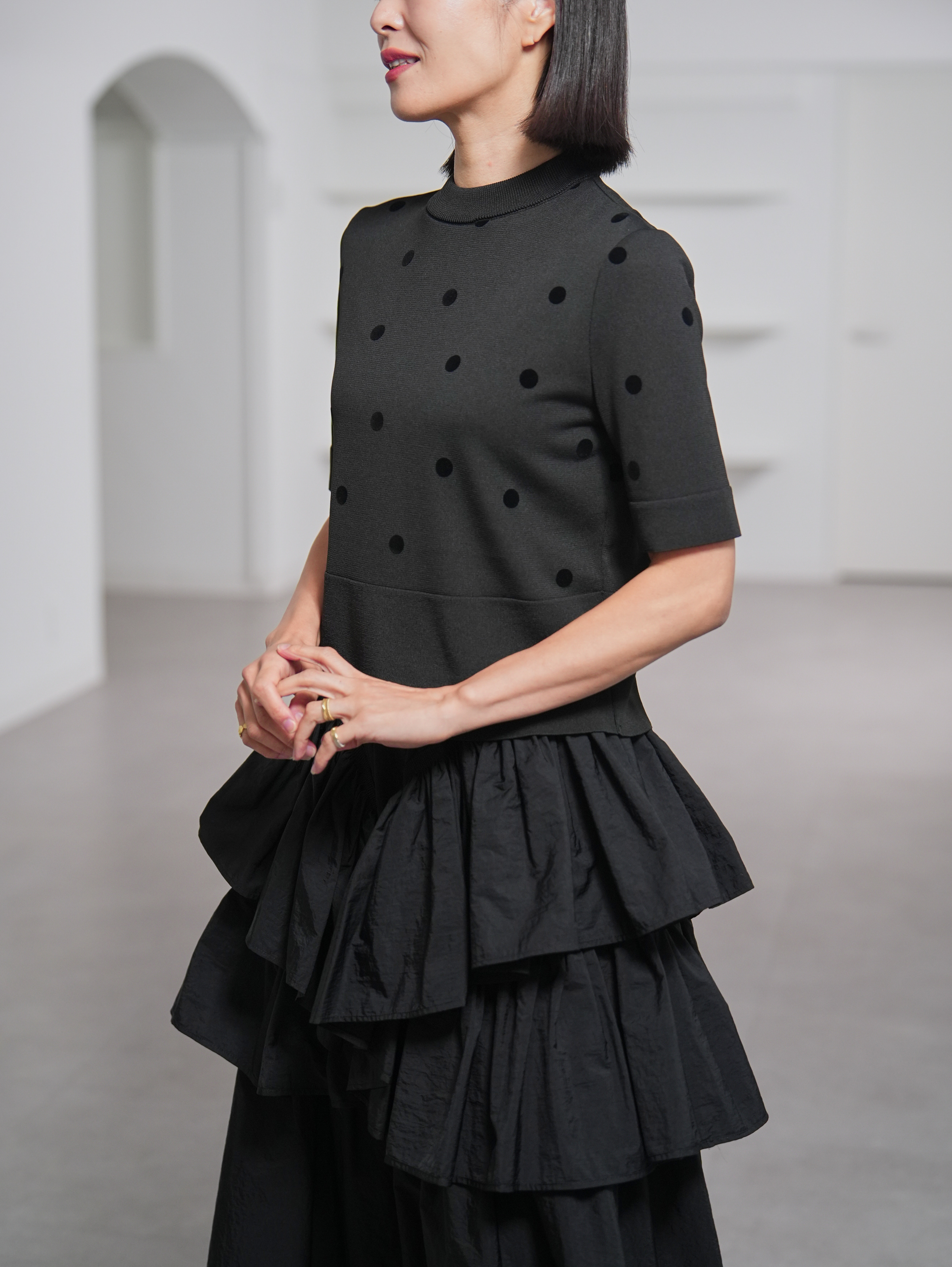 Darcy Sheer Dot Black/Blackの画像