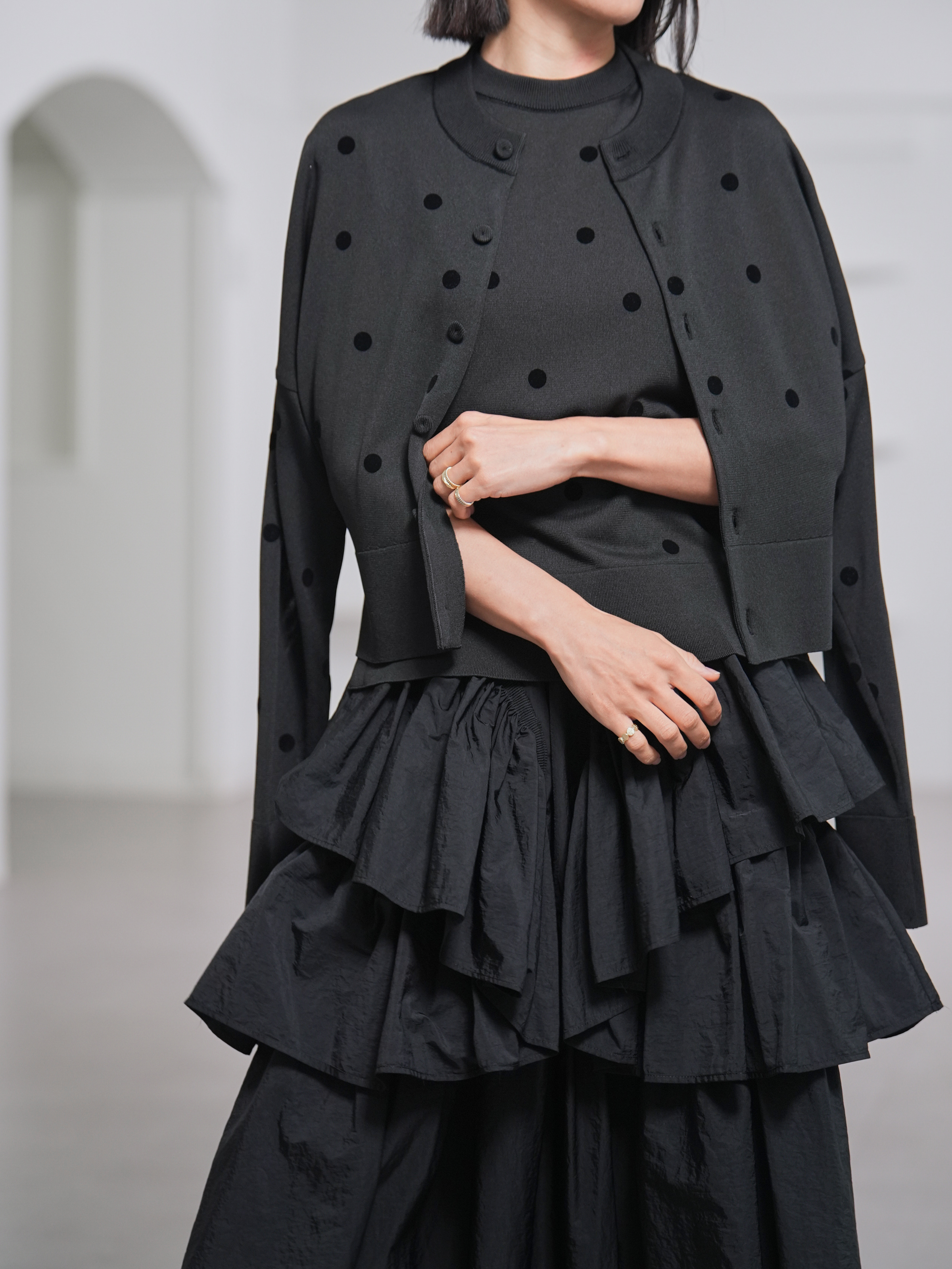 Darcy Sheer Dot Black/Blackの画像