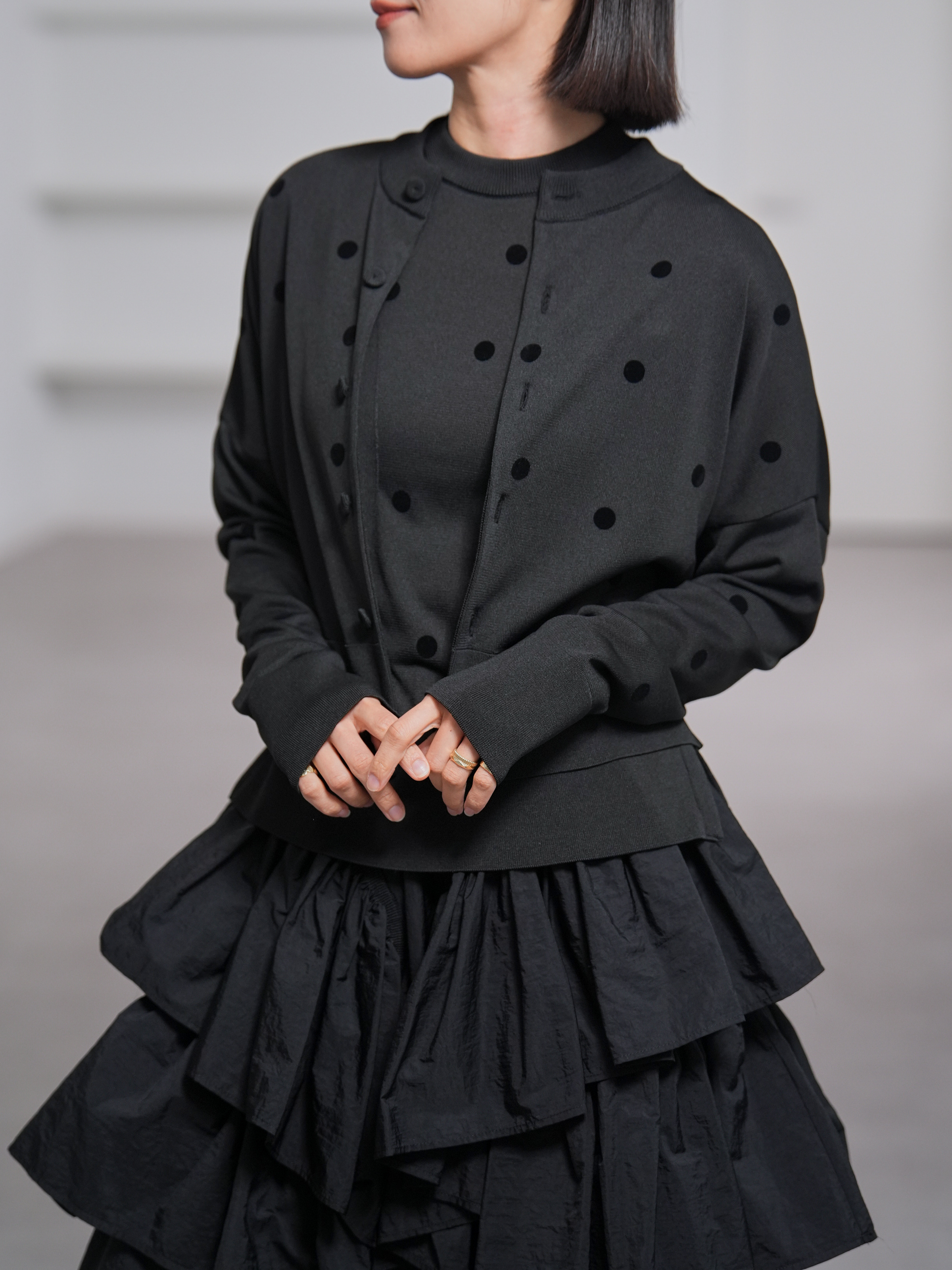 Darcy Sheer Dot Black/Blackの画像