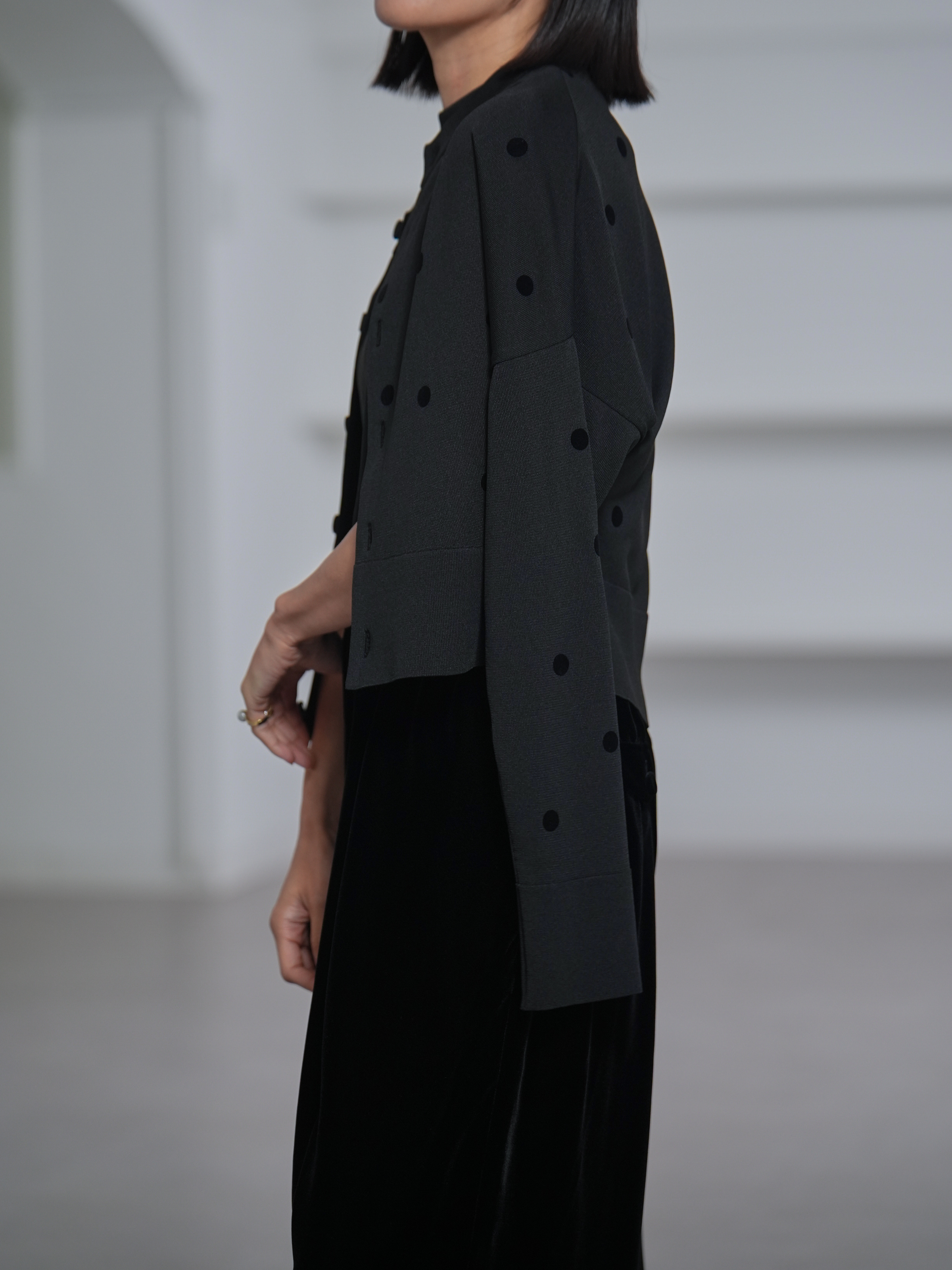 Darcy Sheer Dot Black/Blackの画像