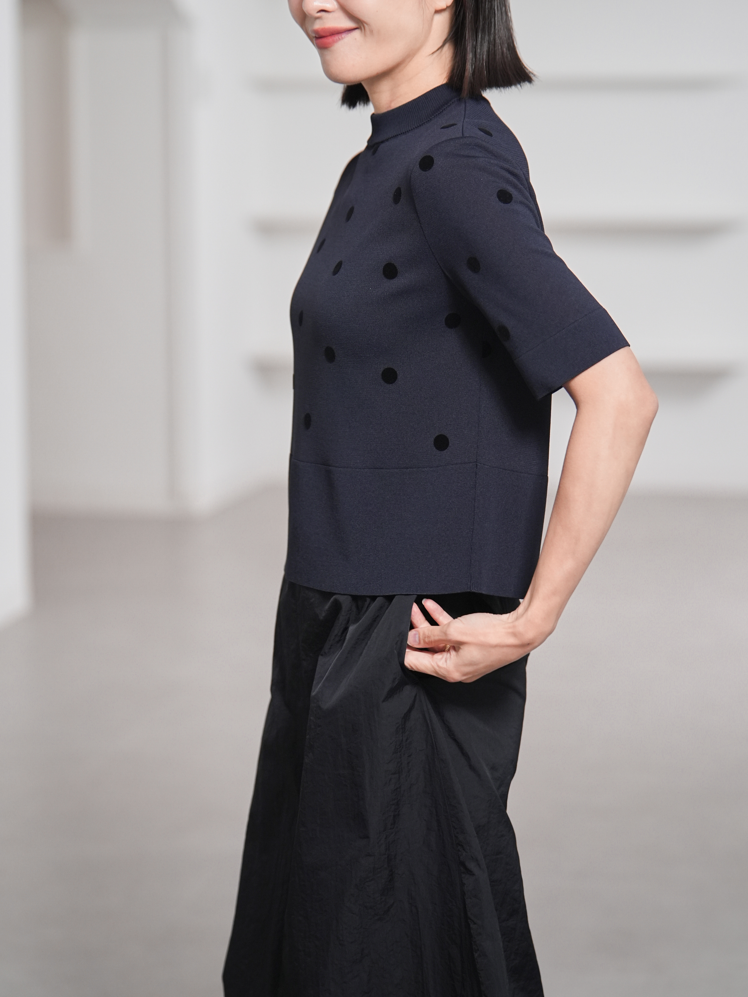Darcy Sheer Dot Navy/Blackの画像