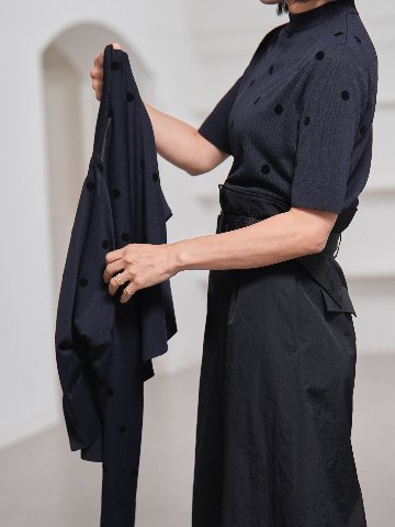 Darcy Sheer Dot Navy/Blackの画像