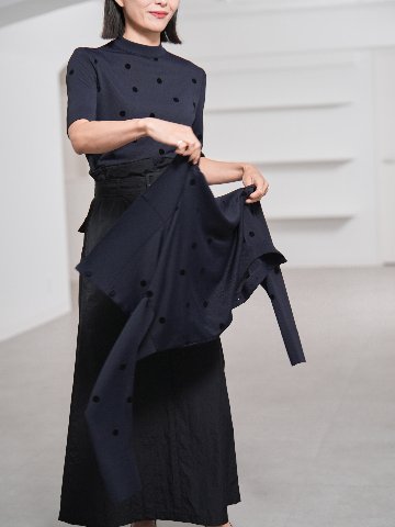 Darcy Sheer Dot Navy/Blackの画像