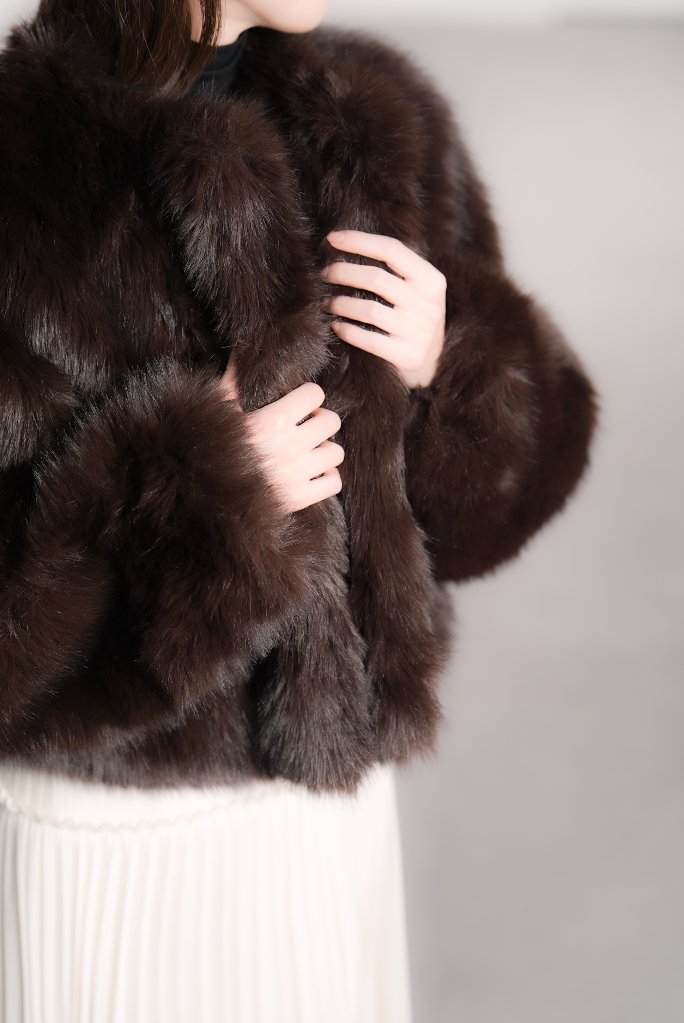 【11月中旬-11月末デリバリー予定】Neri Luxe Furの画像