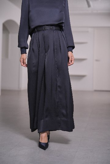 Fred Satin Navyの画像