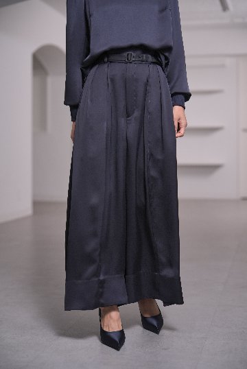 Fred Satin Navyの画像