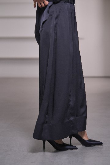 Fred Satin Navyの画像