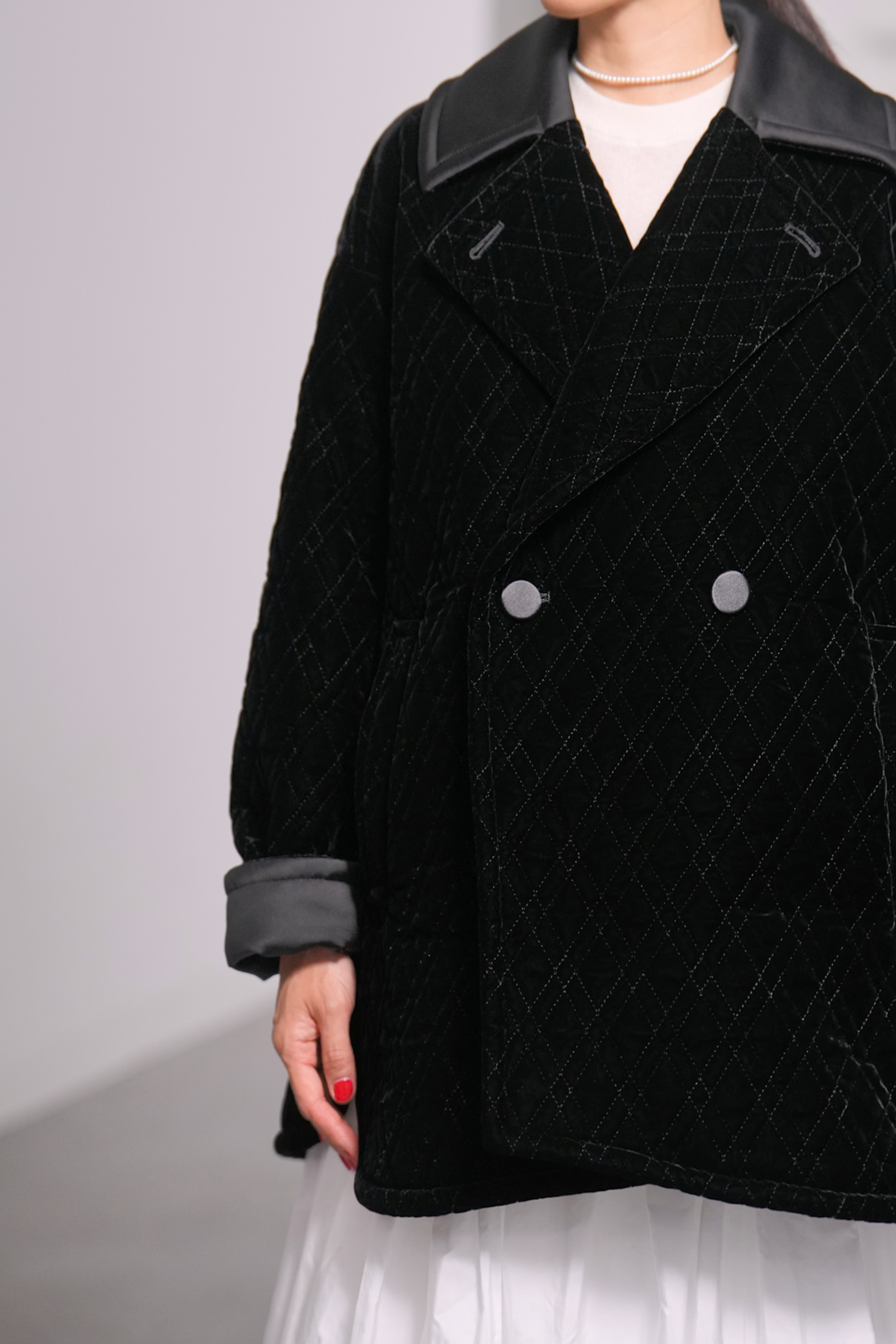 【12月中旬デリバリー予定】Seth Velvet Quilt Blackの画像