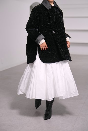 【12月中旬デリバリー予定】Seth Velvet Quilt Blackの画像