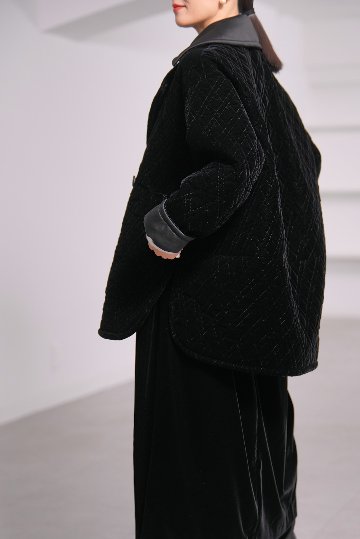 【12月中旬デリバリー予定】Seth Velvet Quilt Blackの画像