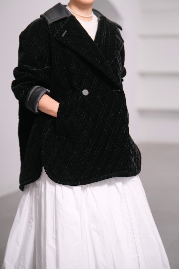 【12月中旬デリバリー予定】Seth Velvet Quilt Blackの画像