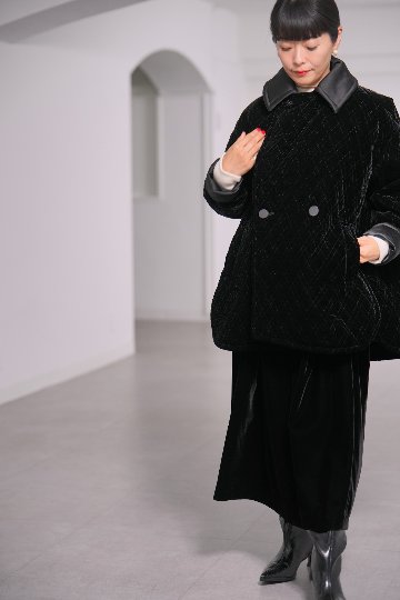 【12月中旬デリバリー予定】Seth Velvet Quilt Blackの画像