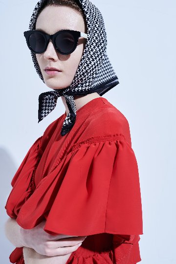 Tanya Houndstooth Polkaの画像