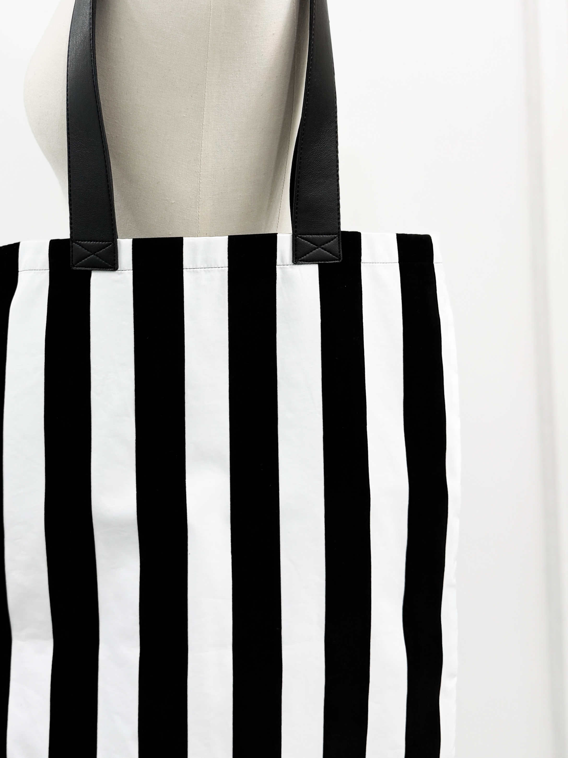 Milo Stripeの画像