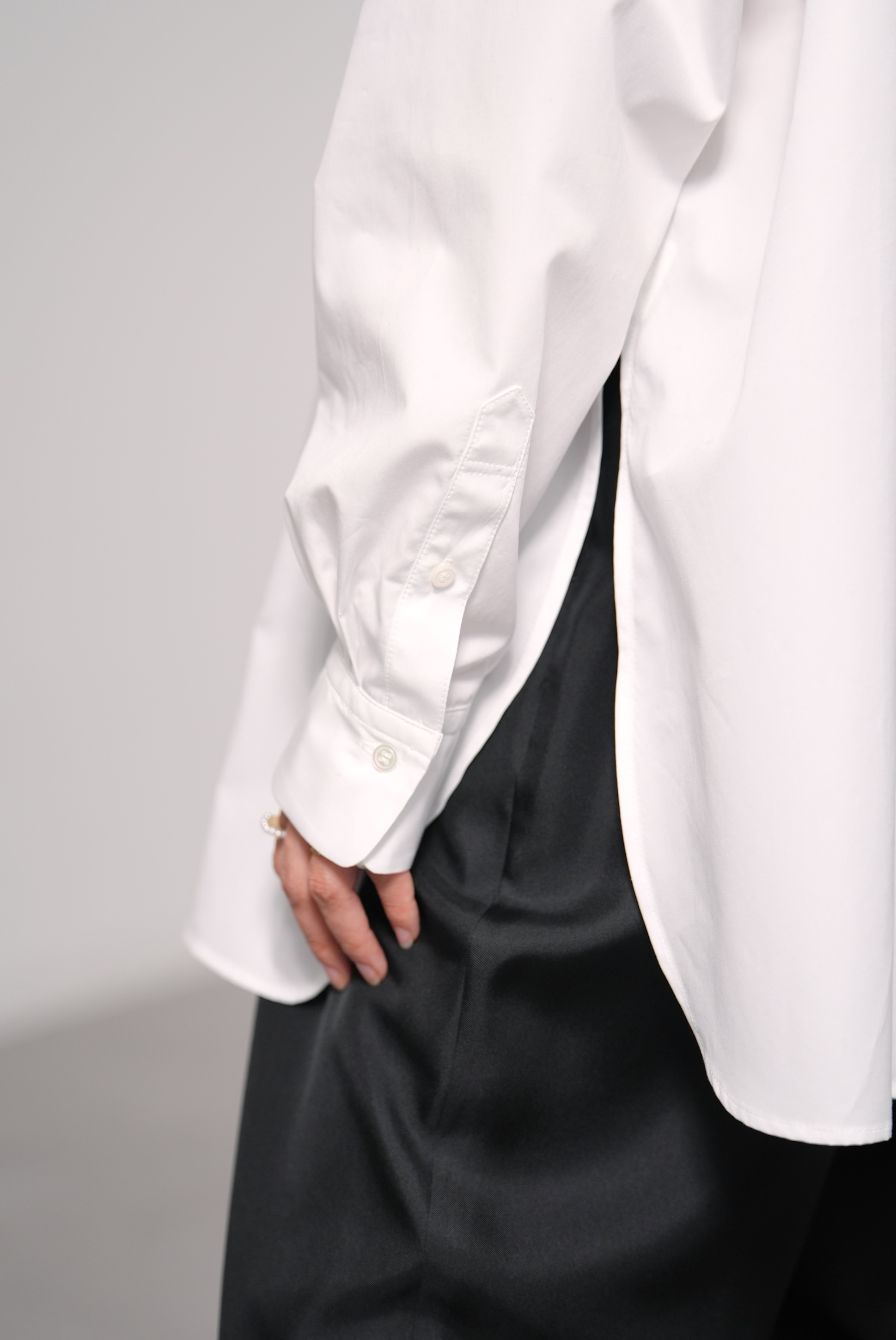 Ray BandCollar Whiteの画像