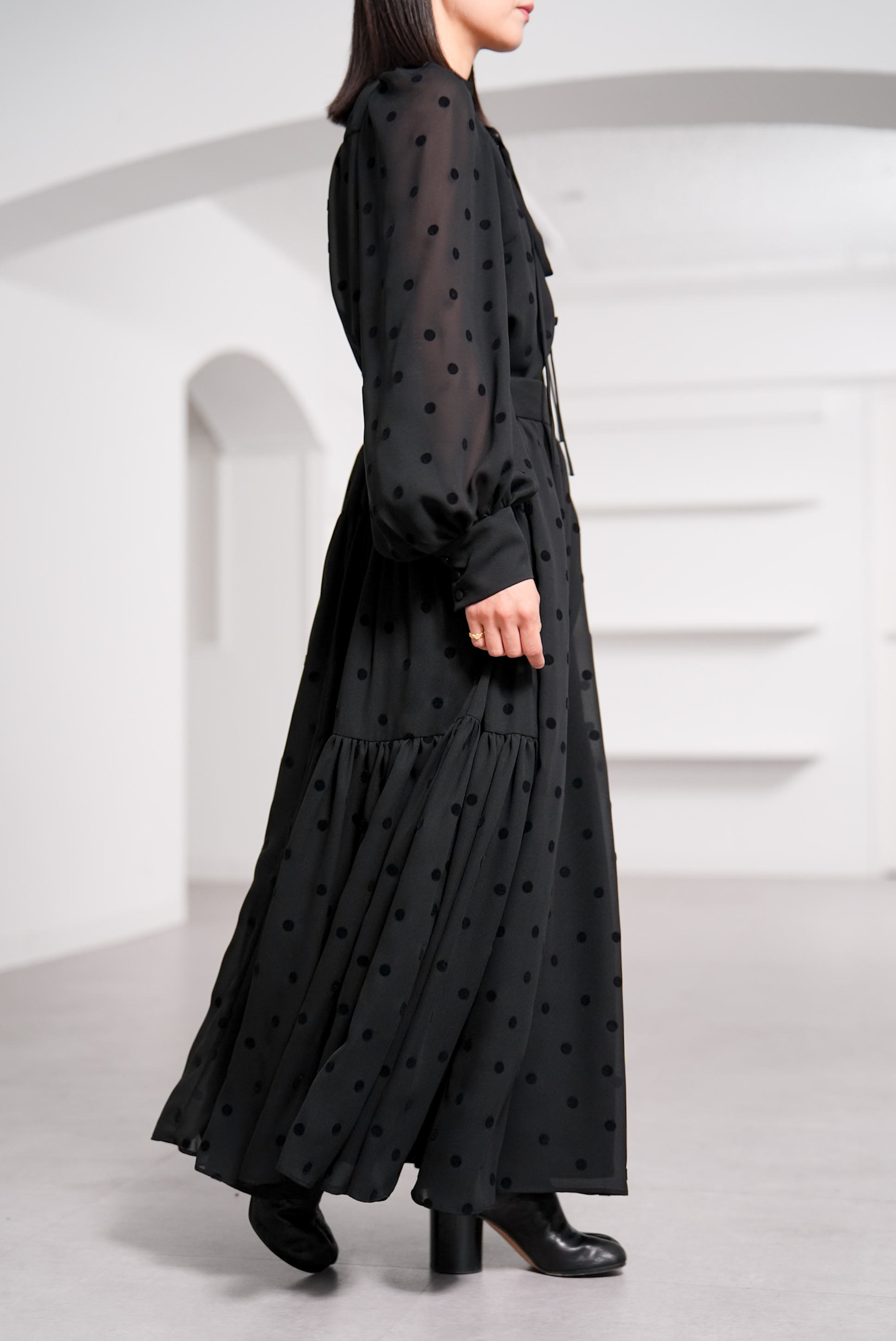 Michelle Mink Dot Blackの画像