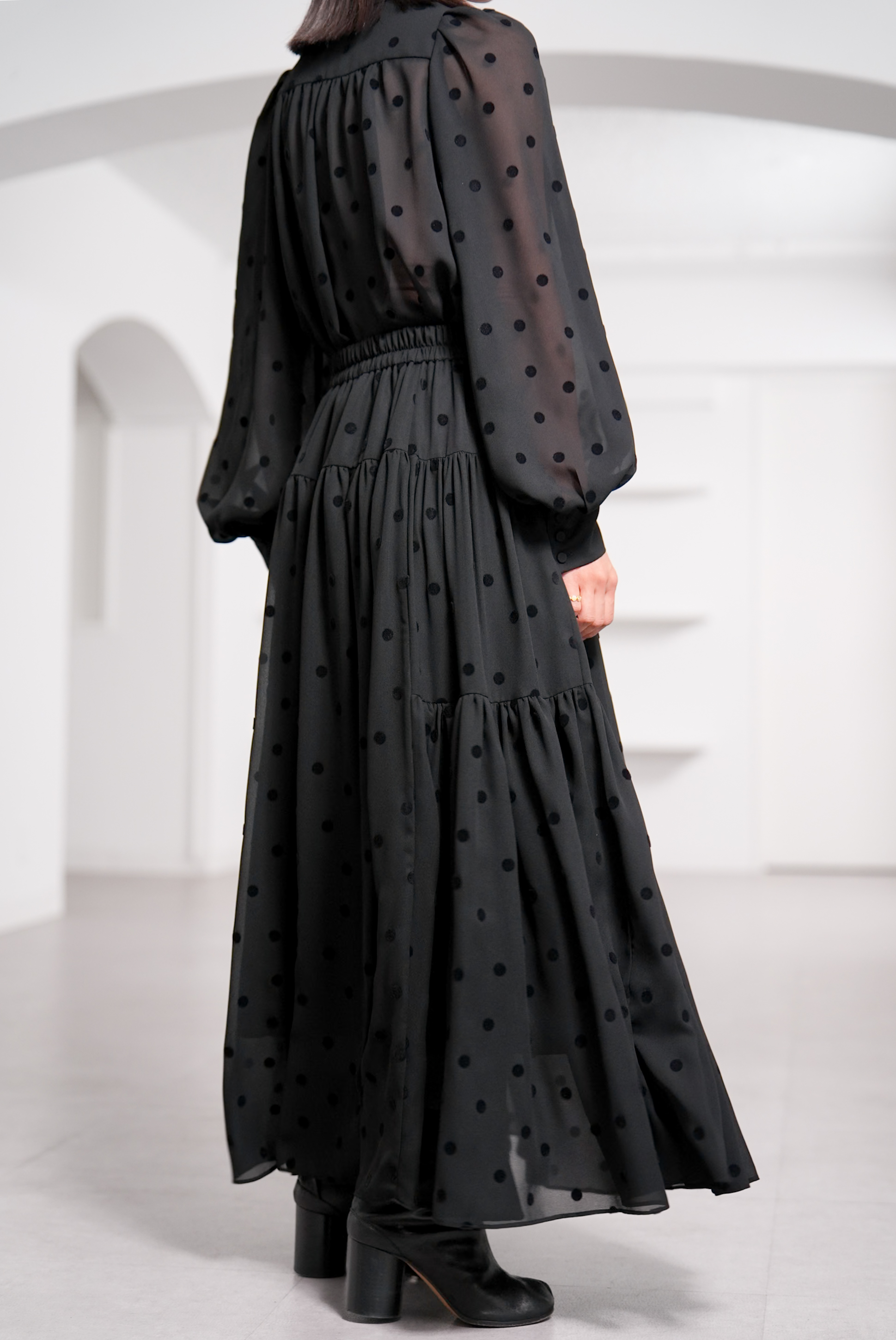 Michelle Mink Dot Blackの画像