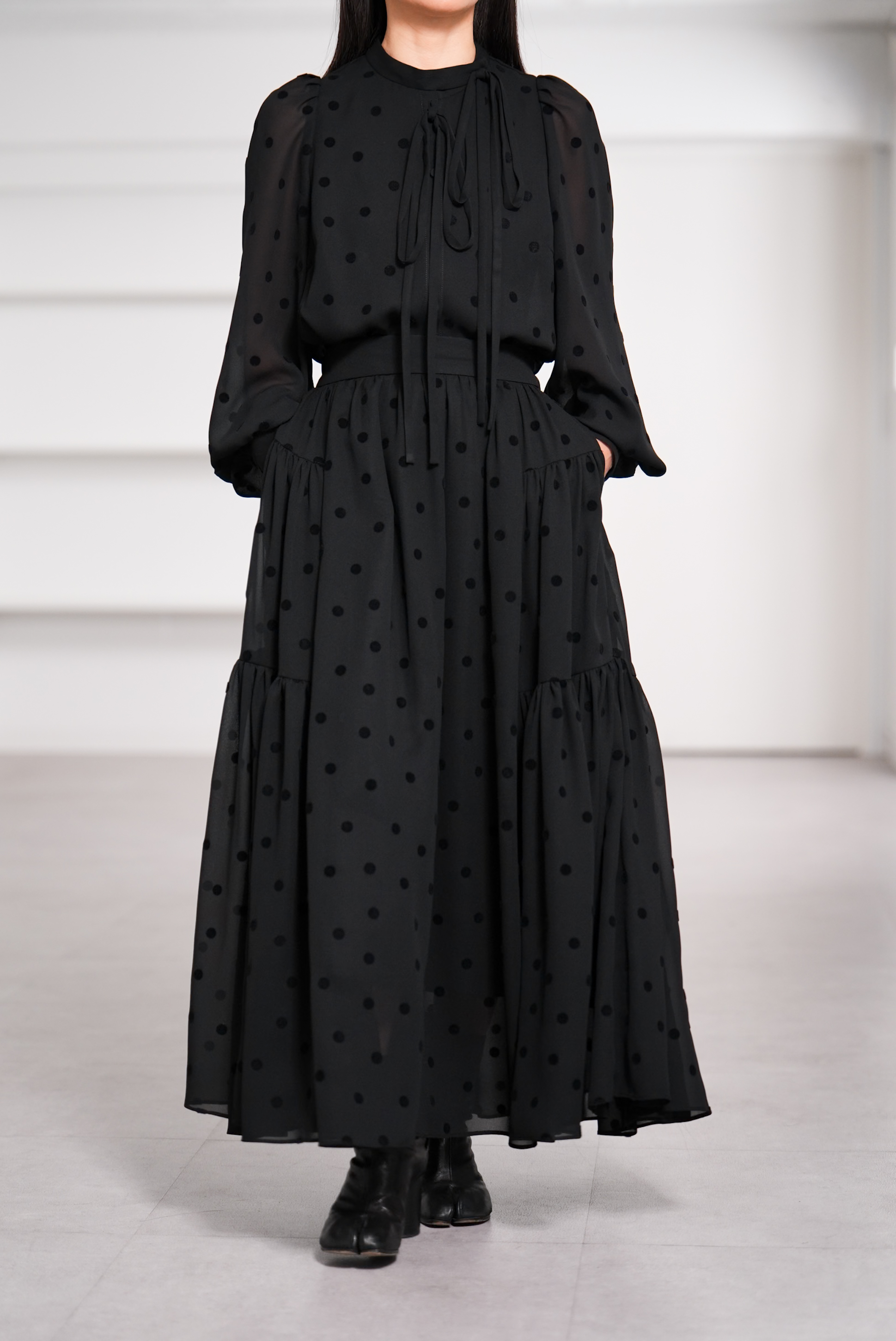 Rosie Mink Dot Blackの画像