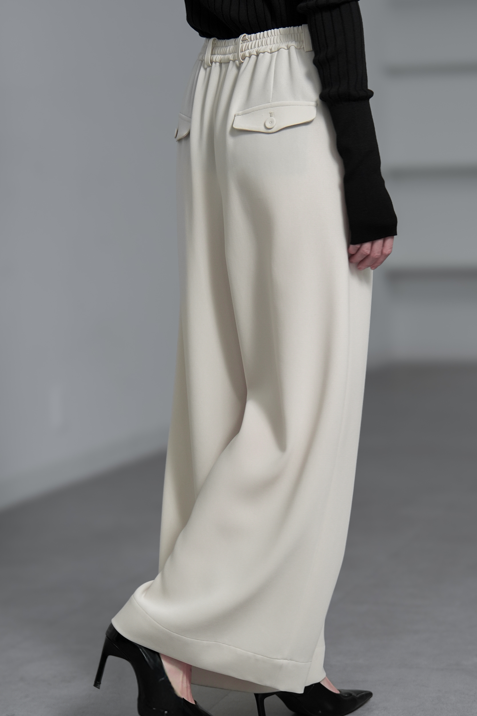 Rowan Ecruの画像
