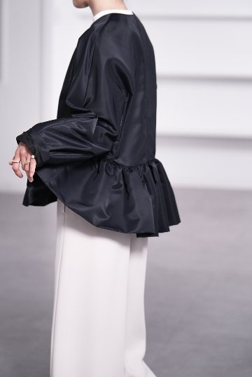 Lydia Blackの画像