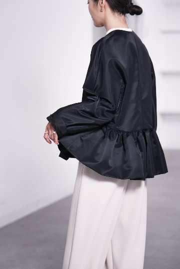 Lydia Blackの画像