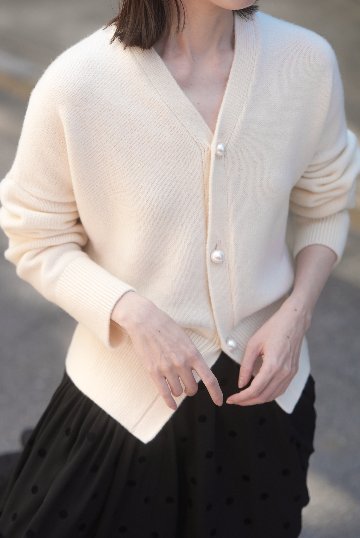 Emilia Pearl OffWhiteの画像