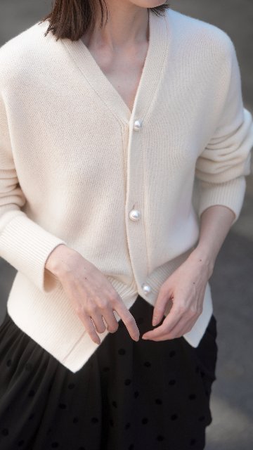 Emilia Pearl OffWhiteの画像