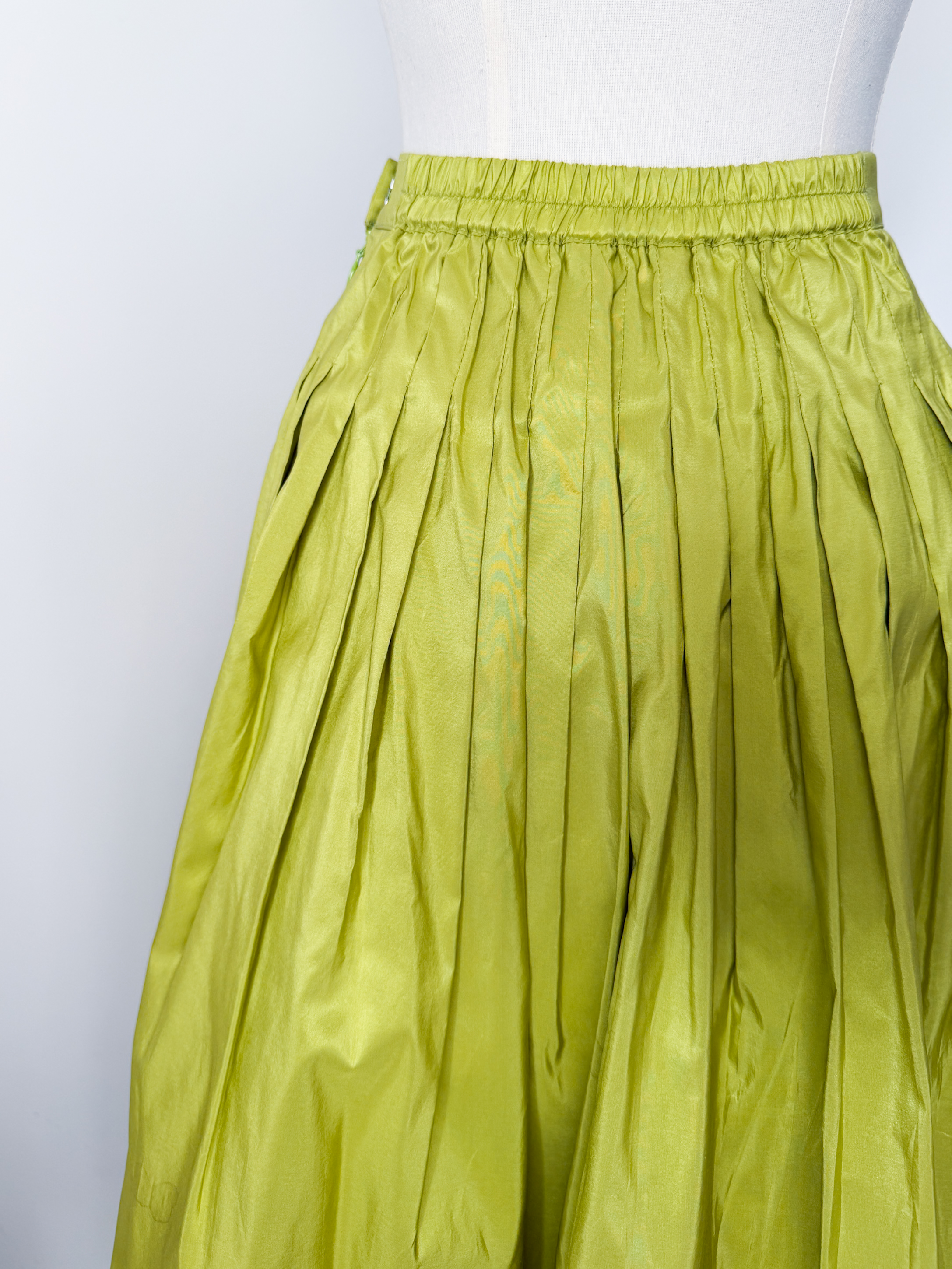 Elsa Silk Limeの画像