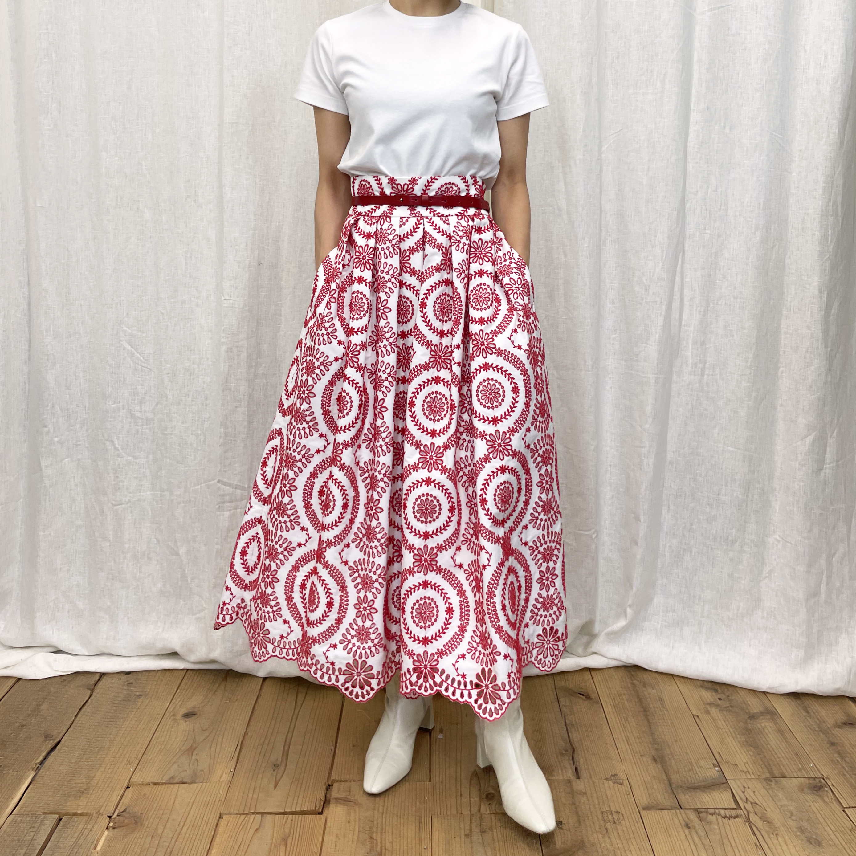 Anna embroidery Red | SHE Tokyo online shop