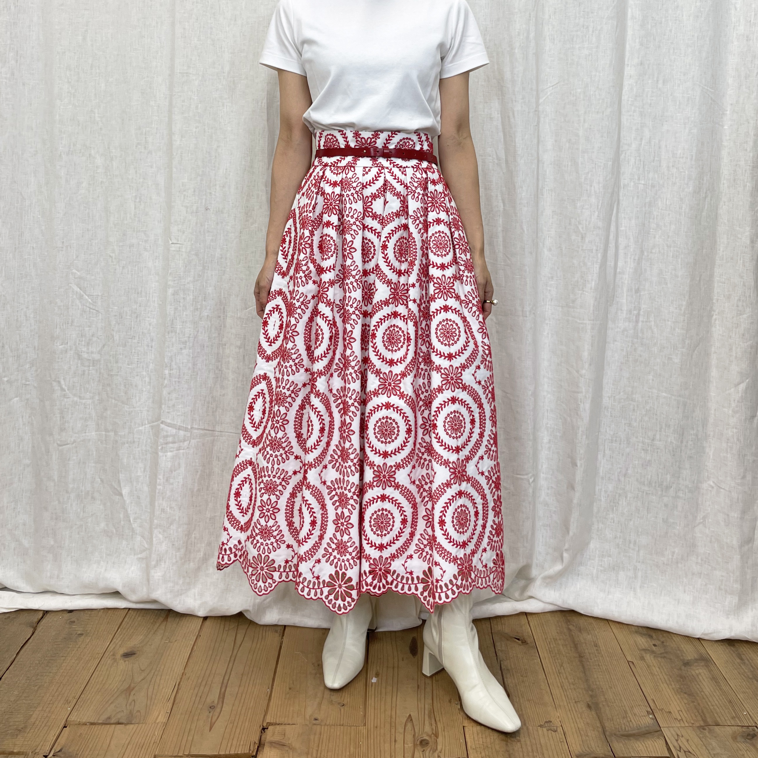 Anna embroidery Red | SHE Tokyo online shop