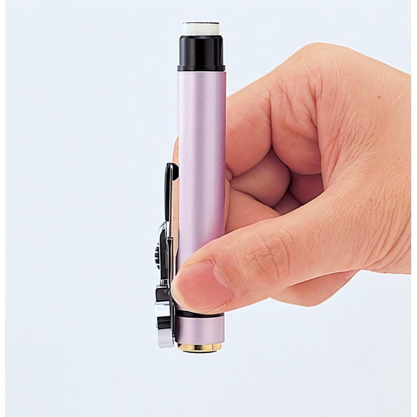 シヤチハタ　ネームエル ツイン パールブルー　直径9mm [書体]楷書体 [既製品]2,064氏名直径6mm [書体]楷書体 [インキ色]朱色 [既製品]1,402氏名の画像