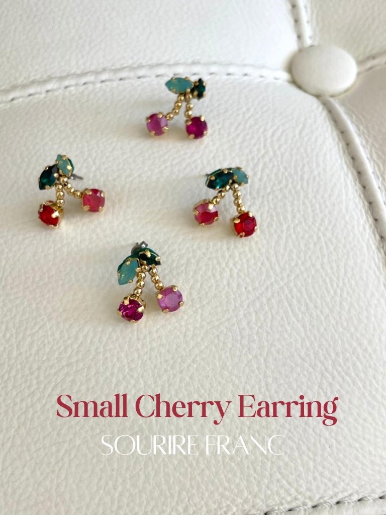 Small Cherry Earringの画像