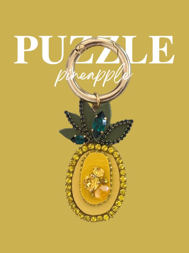 Puzzle pineappleチャームの画像