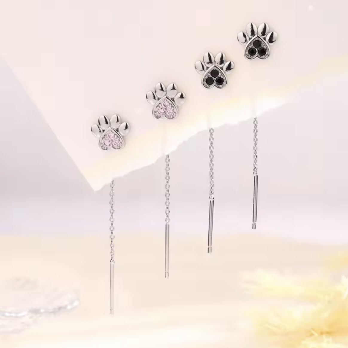肉球ドロップピアス*925シルバーの画像