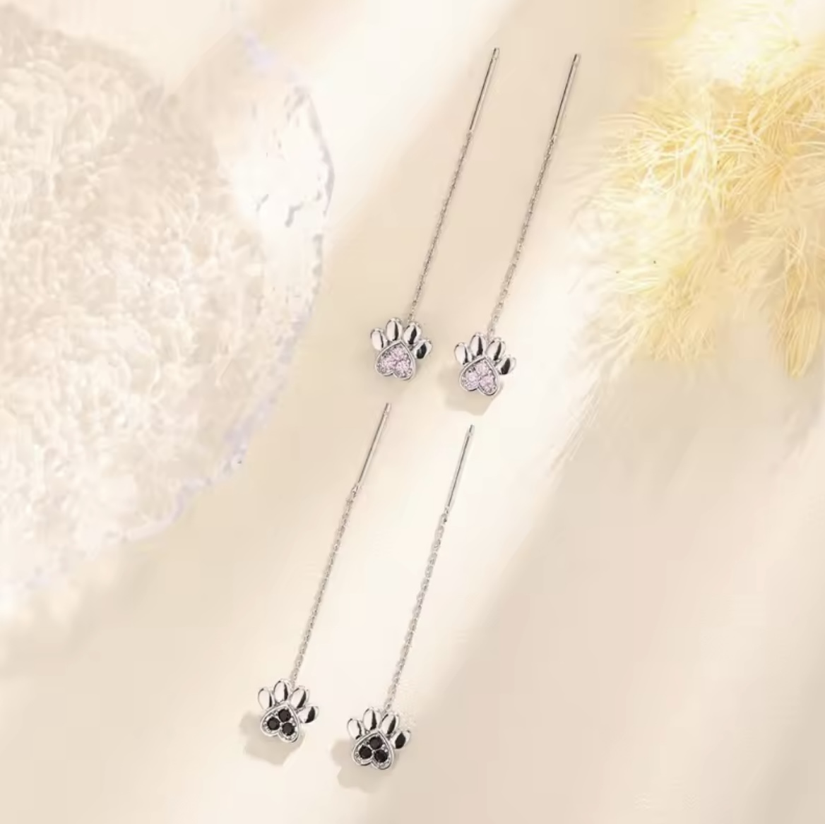 肉球ドロップピアス*925シルバーの画像