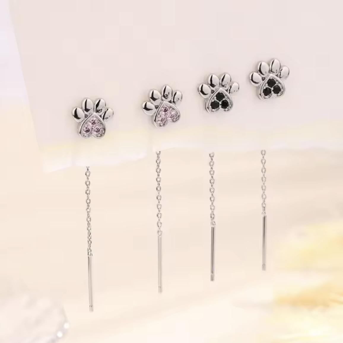 肉球ドロップピアス*925シルバーの画像