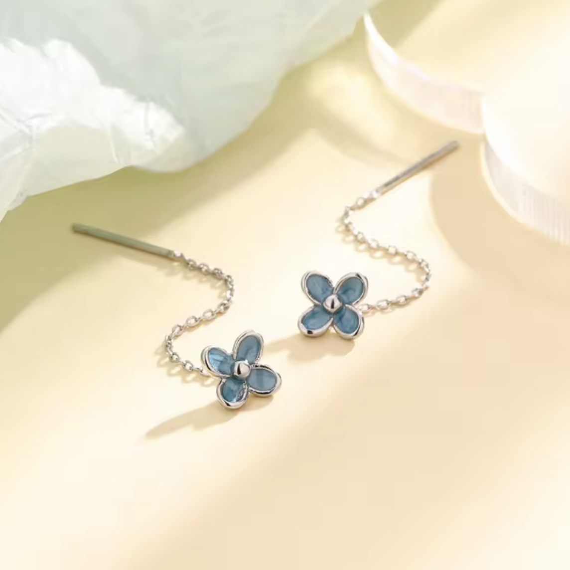 青い花ドロップピアス*925シルバーの画像