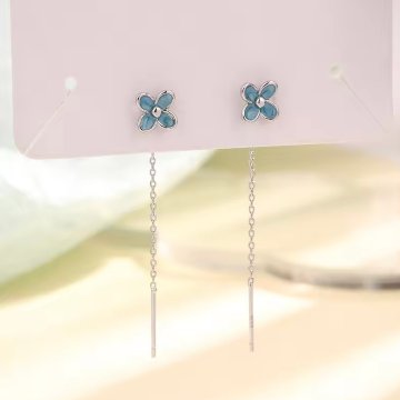 青い花ドロップピアス*925シルバーの画像