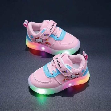 キティちゃん ハローキティ 点滅ライト付き LED光る靴 子ども 靴 短靴 スニーカー シューズ 短靴 サンダル スリッパ 女の子 キッズ ガールズ シューズ ランニング 通園 通学 遠足 ハイキングの画像