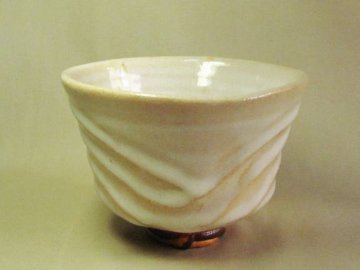 白釉結び高台茶碗（夕彩）　桐箱付き画像