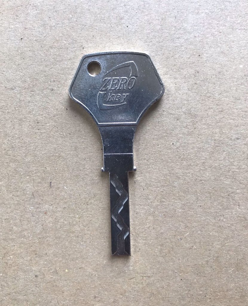 パチスロ用ドアキー（ZEROキー）【送料無料】の画像