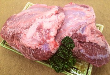 国産牛 ほほ肉 / 職人が下処理をしてご提供！カレーなど煮込み料理にすると美味しい♪の画像