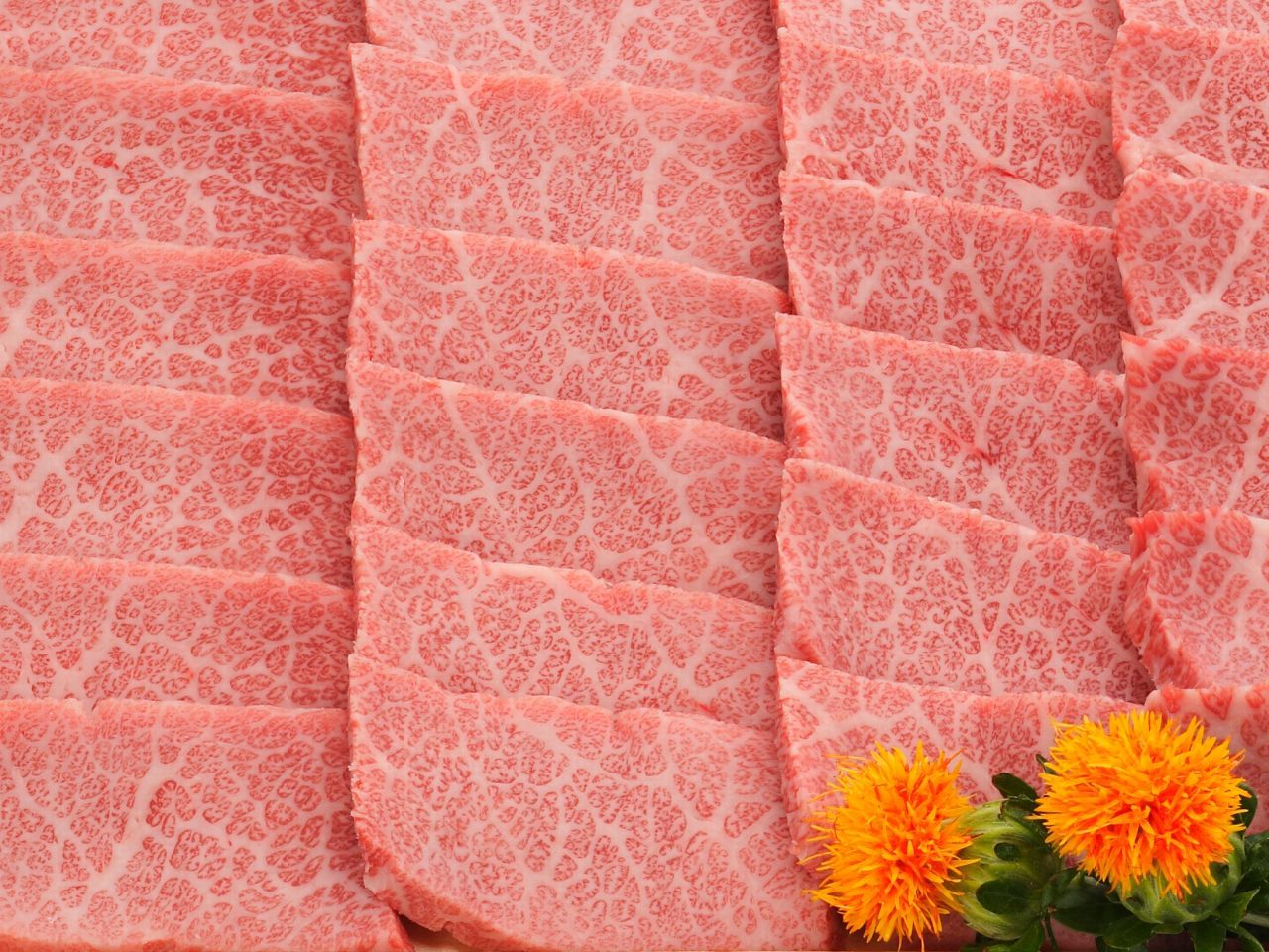 【お歳暮・冬ギフト・お年賀】米沢牛 霜降りカルビ (焼肉用) / ギフト包装でお送りします。の画像