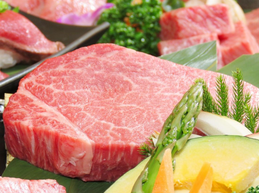 【お歳暮・冬ギフト・お年賀】 米沢牛 ステーキ ヒレ / ギフト包装でお送りします。の画像